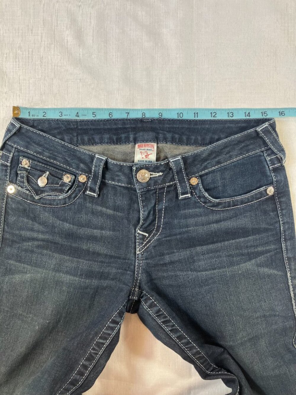 LIKE NEW True Religion Jeans, Bootcut, Size 28 - Picture 7 of 9